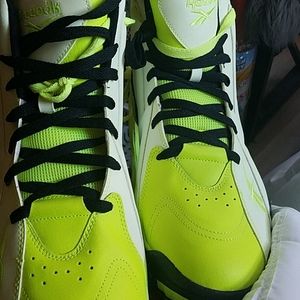 Mens Reebok sneaker mankinze